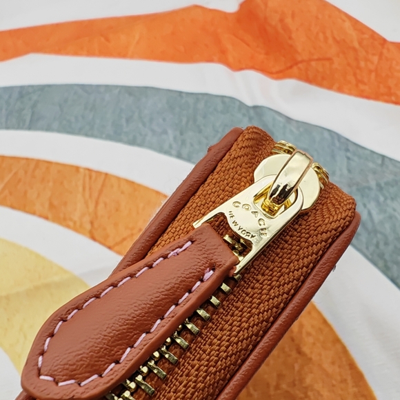 💕Coach Wallet - Picture 5 of 7